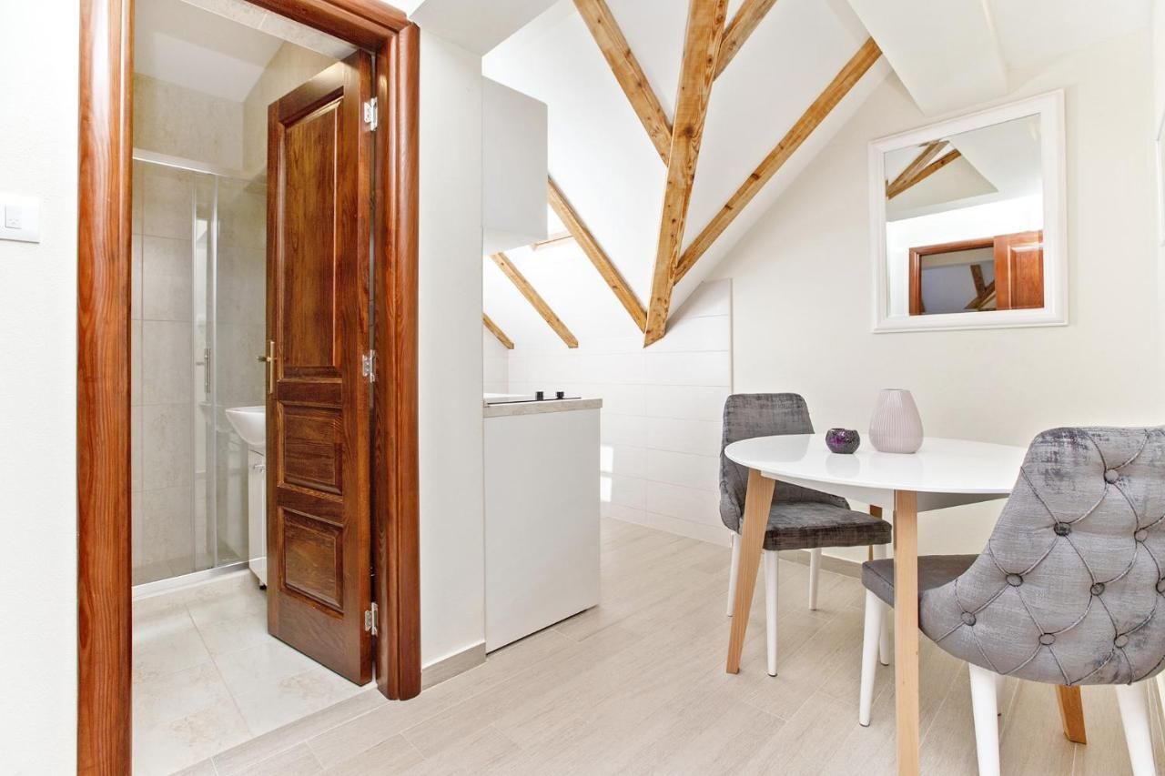 Апартаменты Apartments Isja Тиват