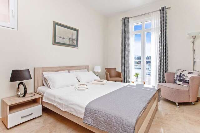 Апартаменты Apartments Isja Тиват-15